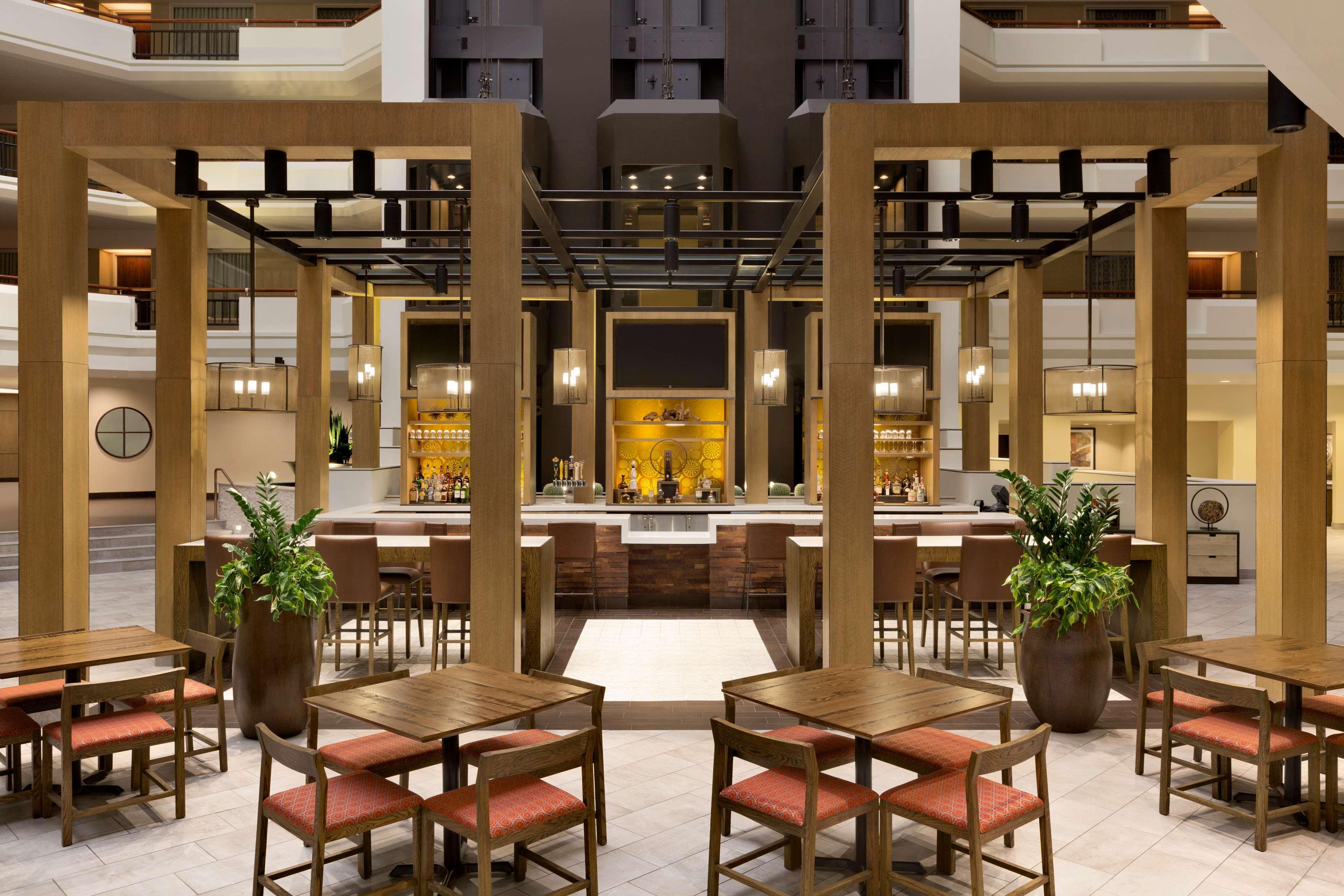 Embassy By Hilton Downtown South Congress 4*
