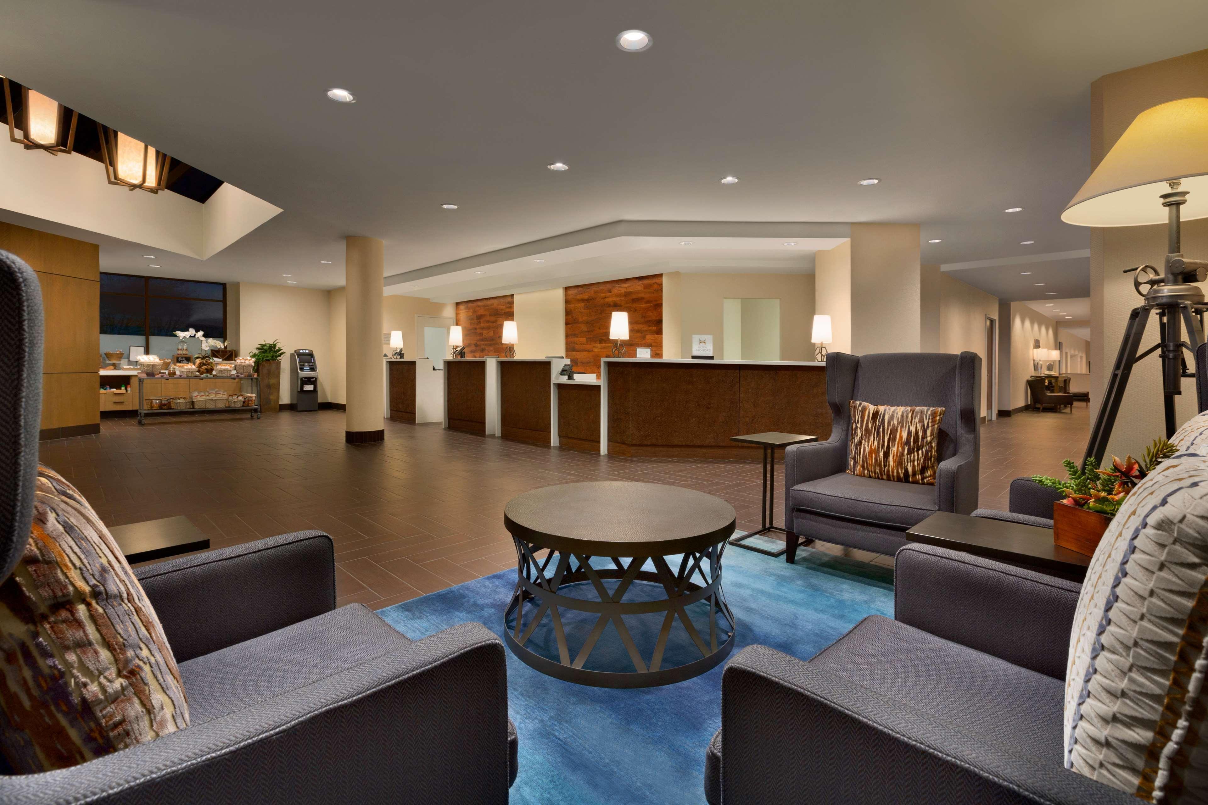 Embassy By Hilton Downtown South Congress 4*